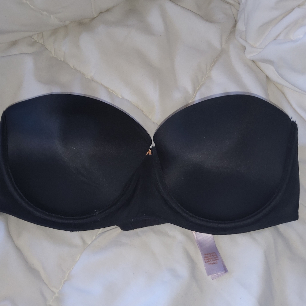 Black Strapless Bra savage x fenty